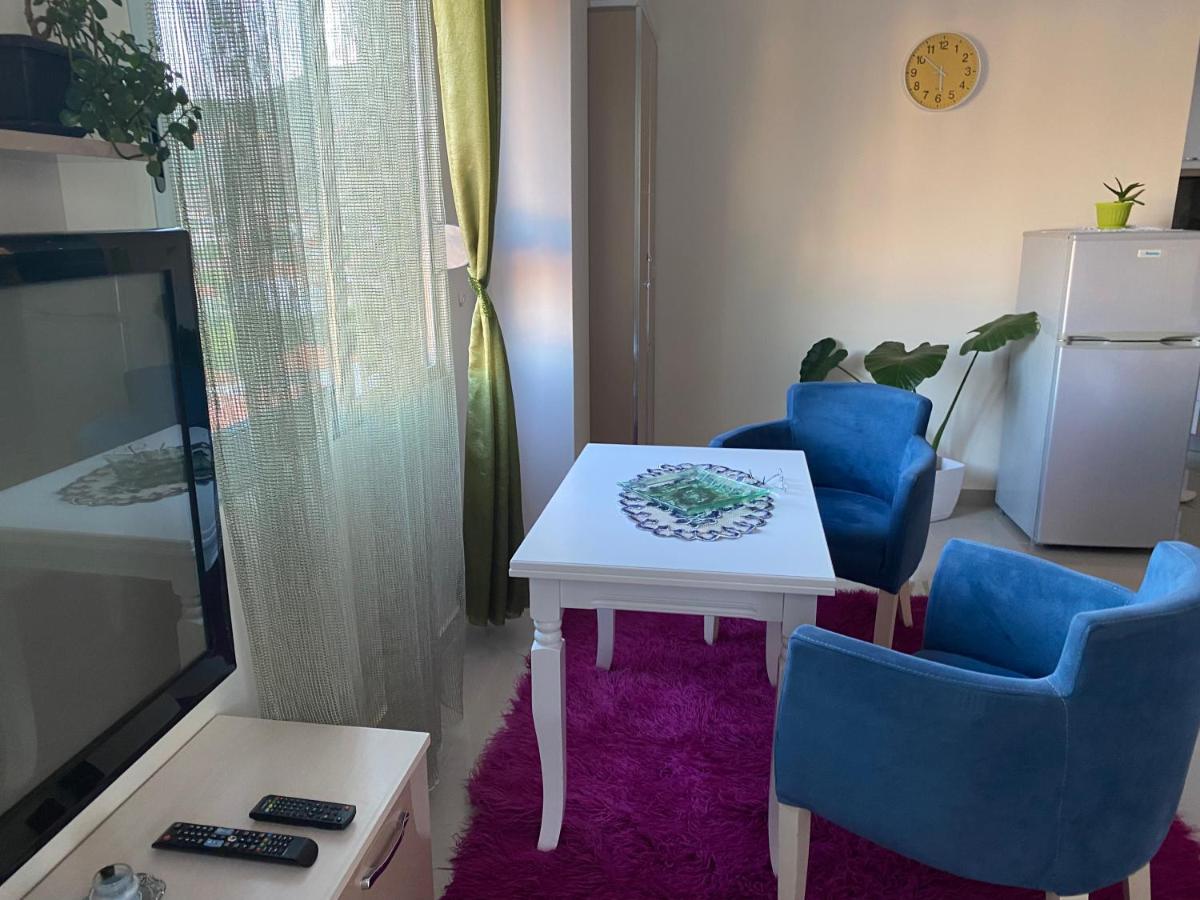 Guest'S Apartament Поградец Экстерьер фото