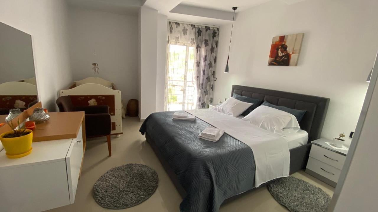 Guest'S Apartament Поградец Экстерьер фото